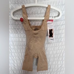Spanx Red Hot Bodysuit. Shaping Level 3. Open Bust Mid Thigh Bodysuit